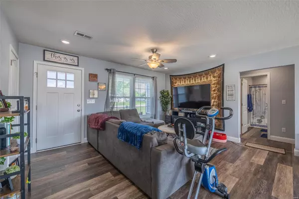 Lebanon, MO 65536,1443 TANNER CT