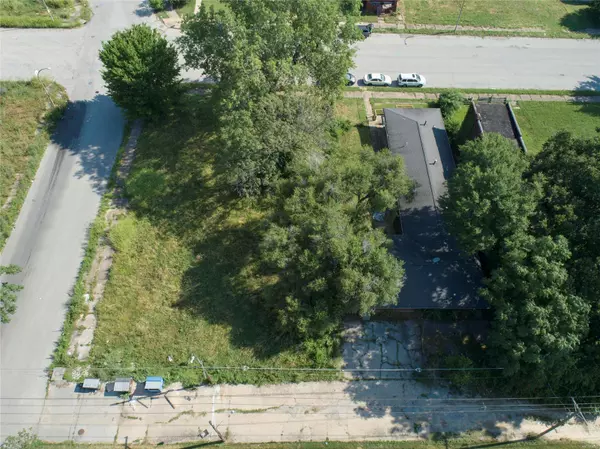 St Louis, MO 63107,2346 Hebert ST