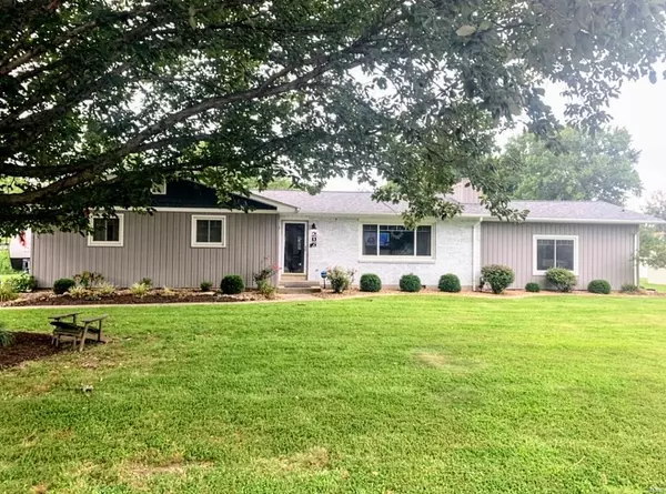 Collinsville, IL 62234,206 Willow DR