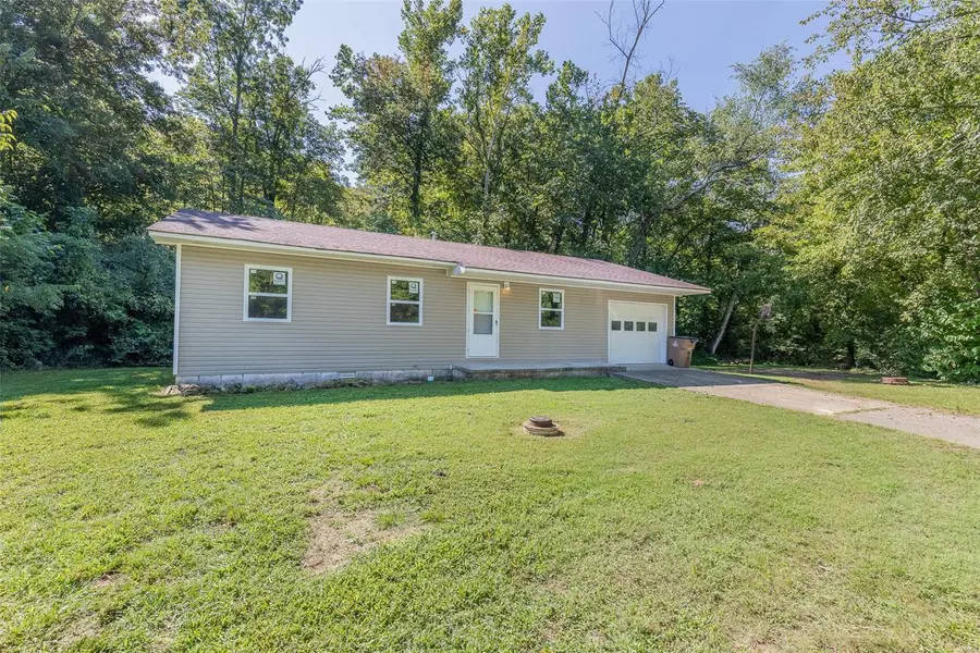 1501 Marie Drive, Van Buren, MO 63965