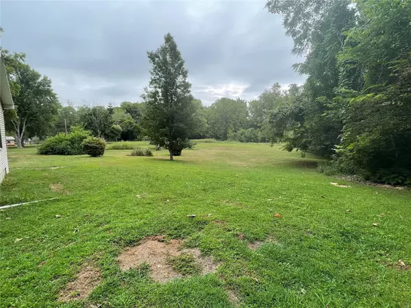 New London, MO 63459,14084 Riverview DR