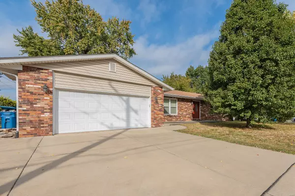 Granite City, IL 62040,3033 Mockingbird LN