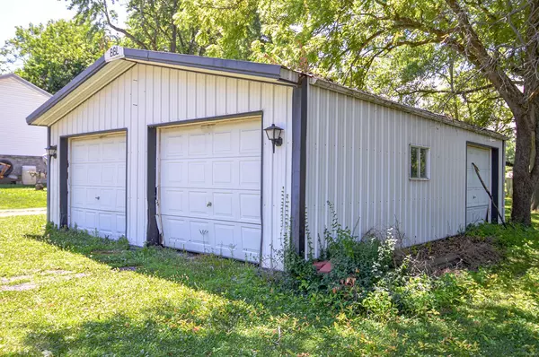 New Athens, IL 62264,501 S Van Buren ST