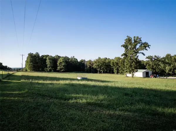 Falcon, MO 65470,31501 Highway O