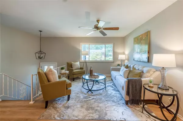 Ballwin, MO 63021,40 St Lawrence Dr
