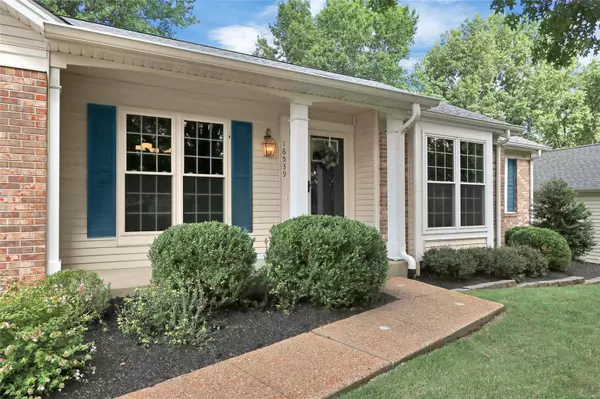 Ballwin, MO 63011,16539 Oak Forest CT