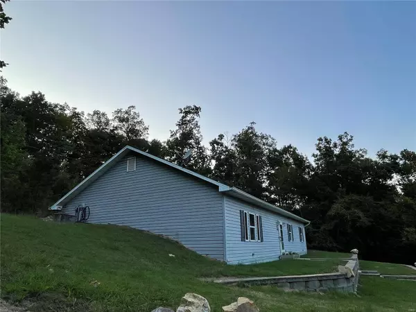 Marquand, MO 63655,1306 Madison 303