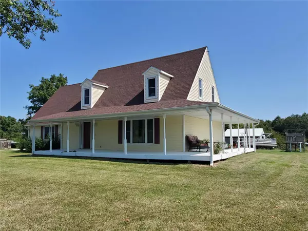 18350 N Highway 124, Centralia, MO 65240