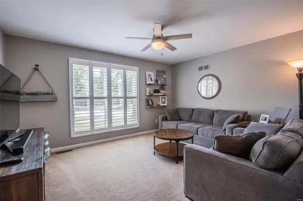 Ballwin, MO 63021,877 Forest Village DR