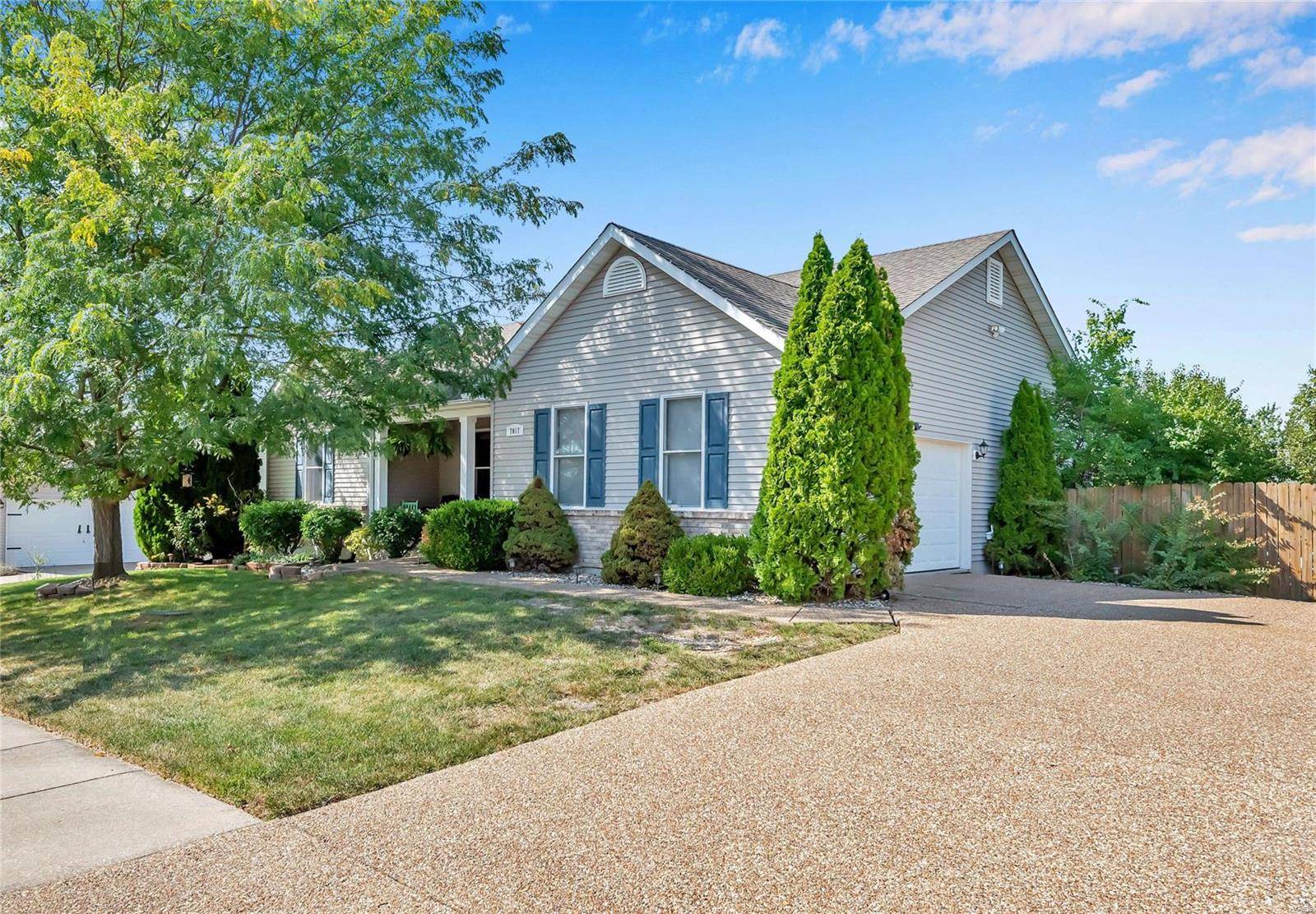 7017 Whisper Creek DR, Wentzville, MO 63385