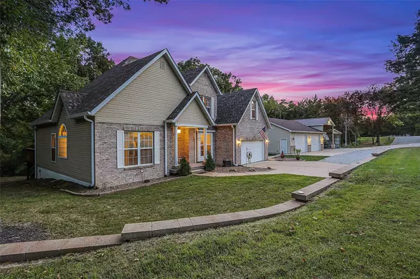 848 Honeyridge RD, Catawissa, MO 63015