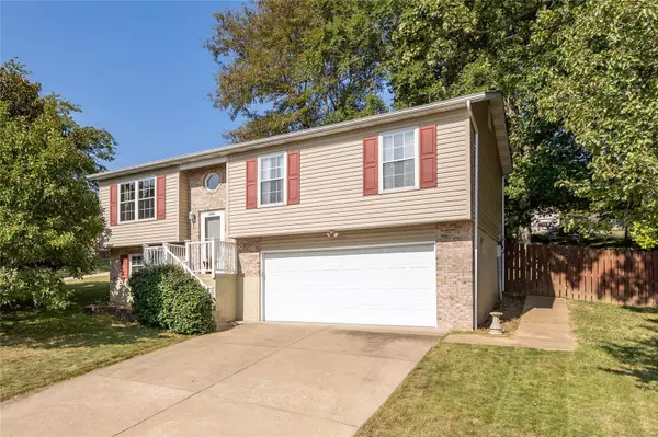 1806 Mountain Ash CT, Pevely, MO 63070