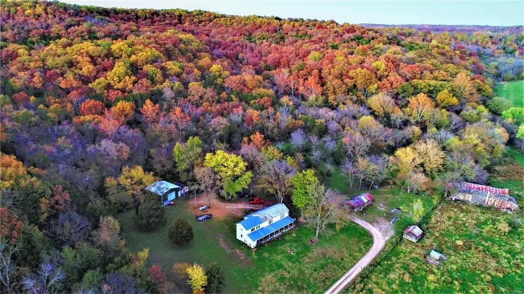 23300 County Road 9020, Dixon, MO 65459