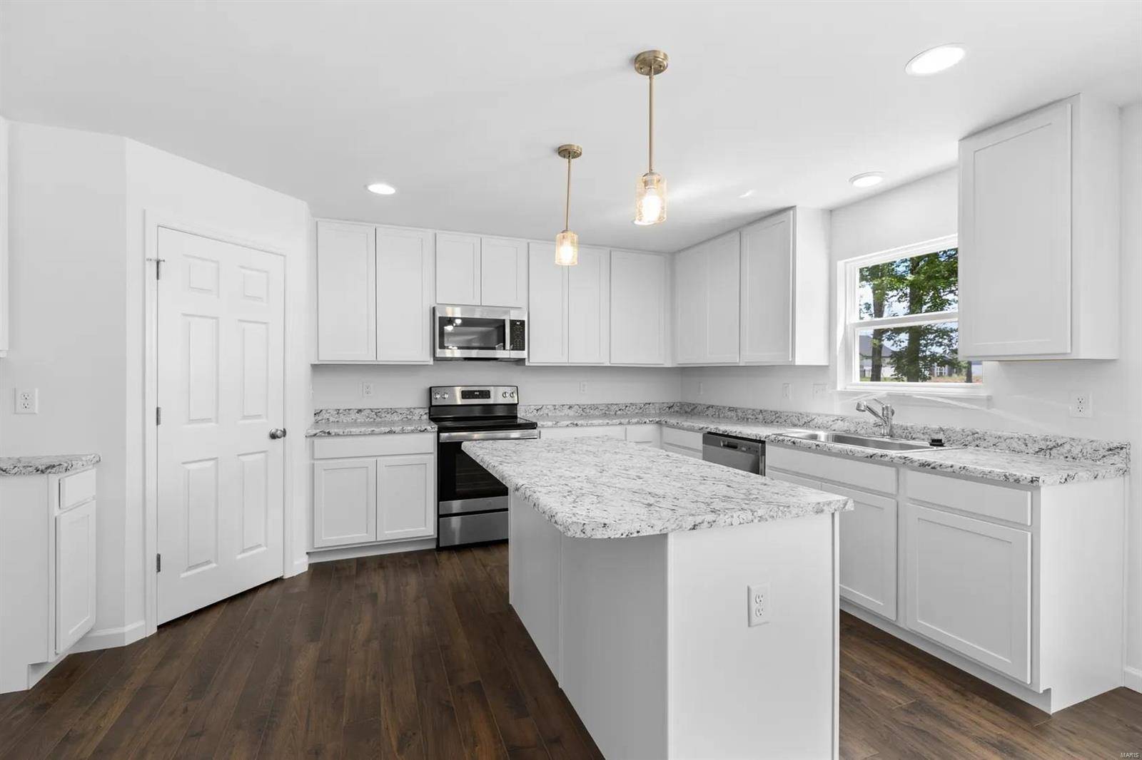 Fenton, MO 63026,204 Stone View Ct