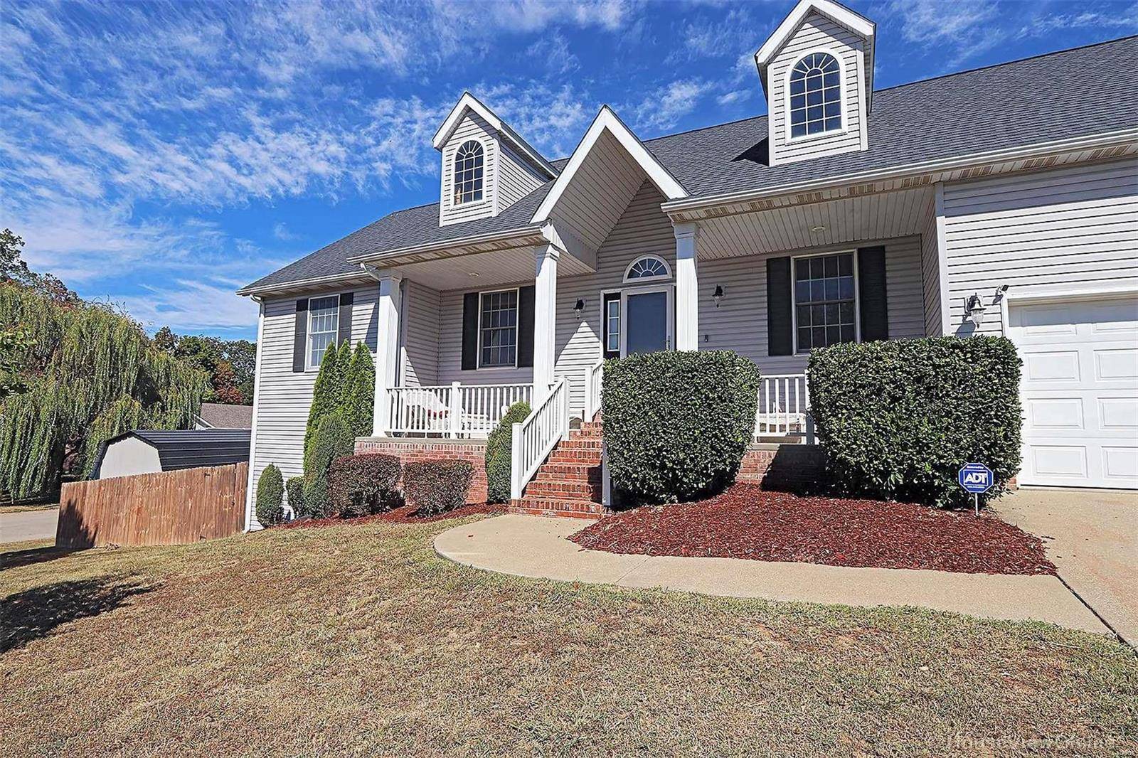 2494 Cheetah LN,  Cape Girardeau,  MO 63701