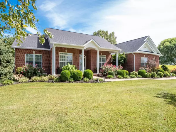 Trenton, IL 62293,9890 Summerfield South RD