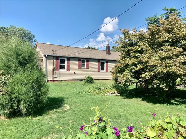 2002 Bryan AVE, Granite City, IL 62040