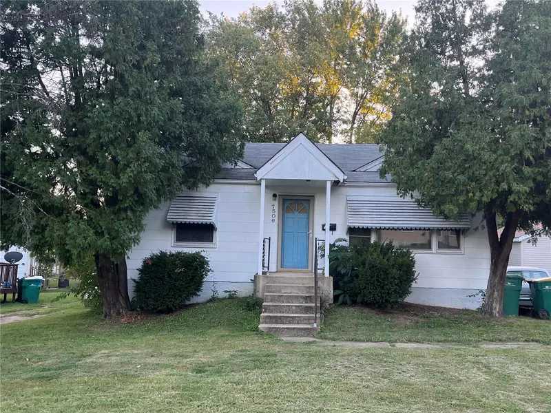 7506 Haywood DR, St Louis, MO 63133