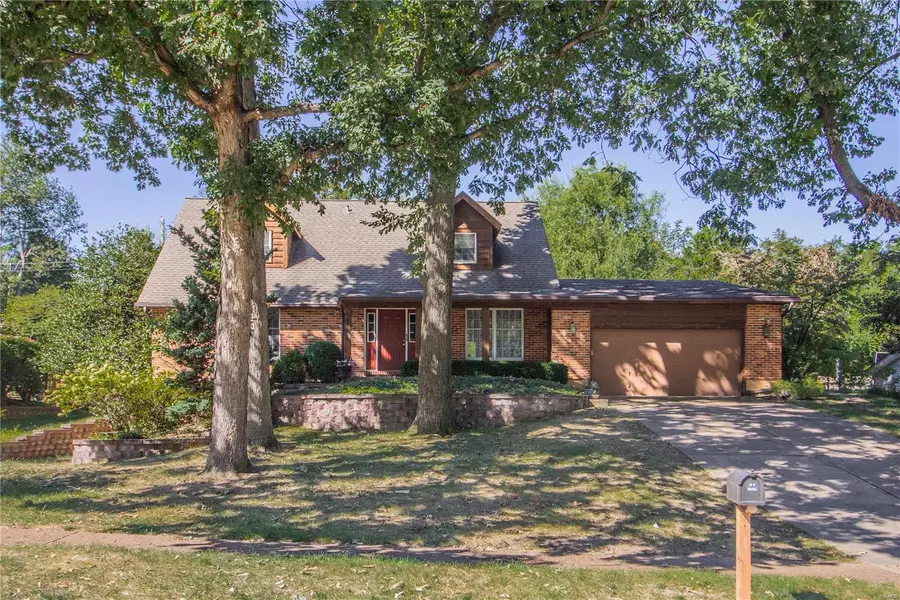 3731 Red Hawk CT, Bridgeton, MO 63044