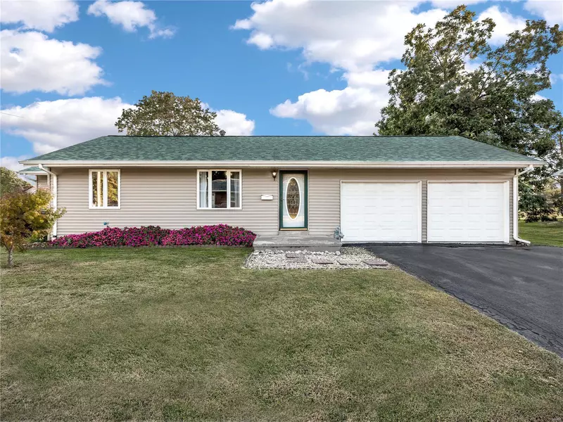 604 W Harrison ST, Millstadt, IL 62260