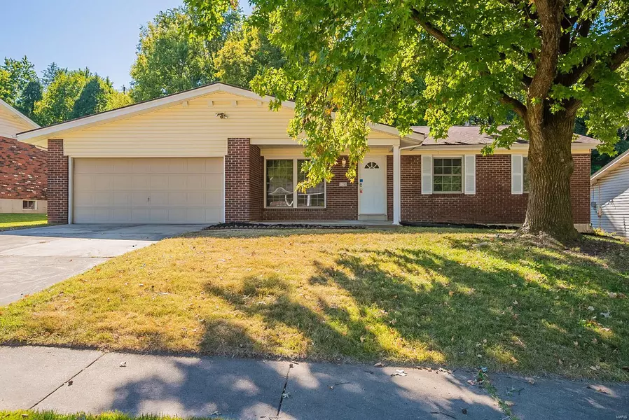 11782 Parish DR, Bridgeton, MO 63044