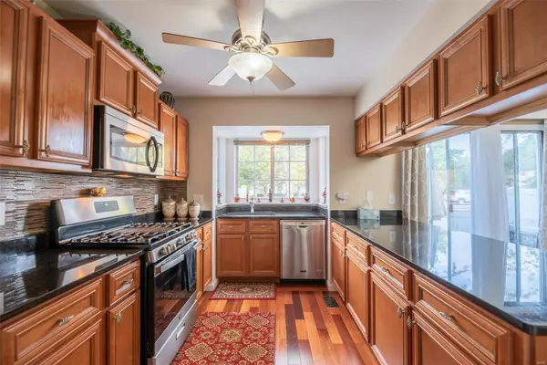 Ballwin, MO 63021,220 Ballyshannon CT