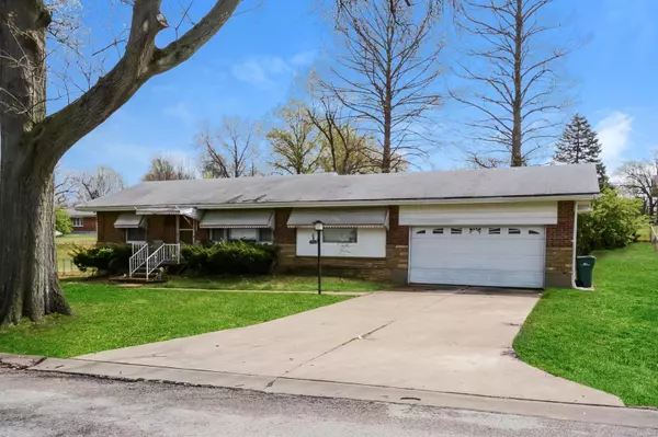 10532 Seaton DR, Bellefontaine Nghbrs, MO 63137