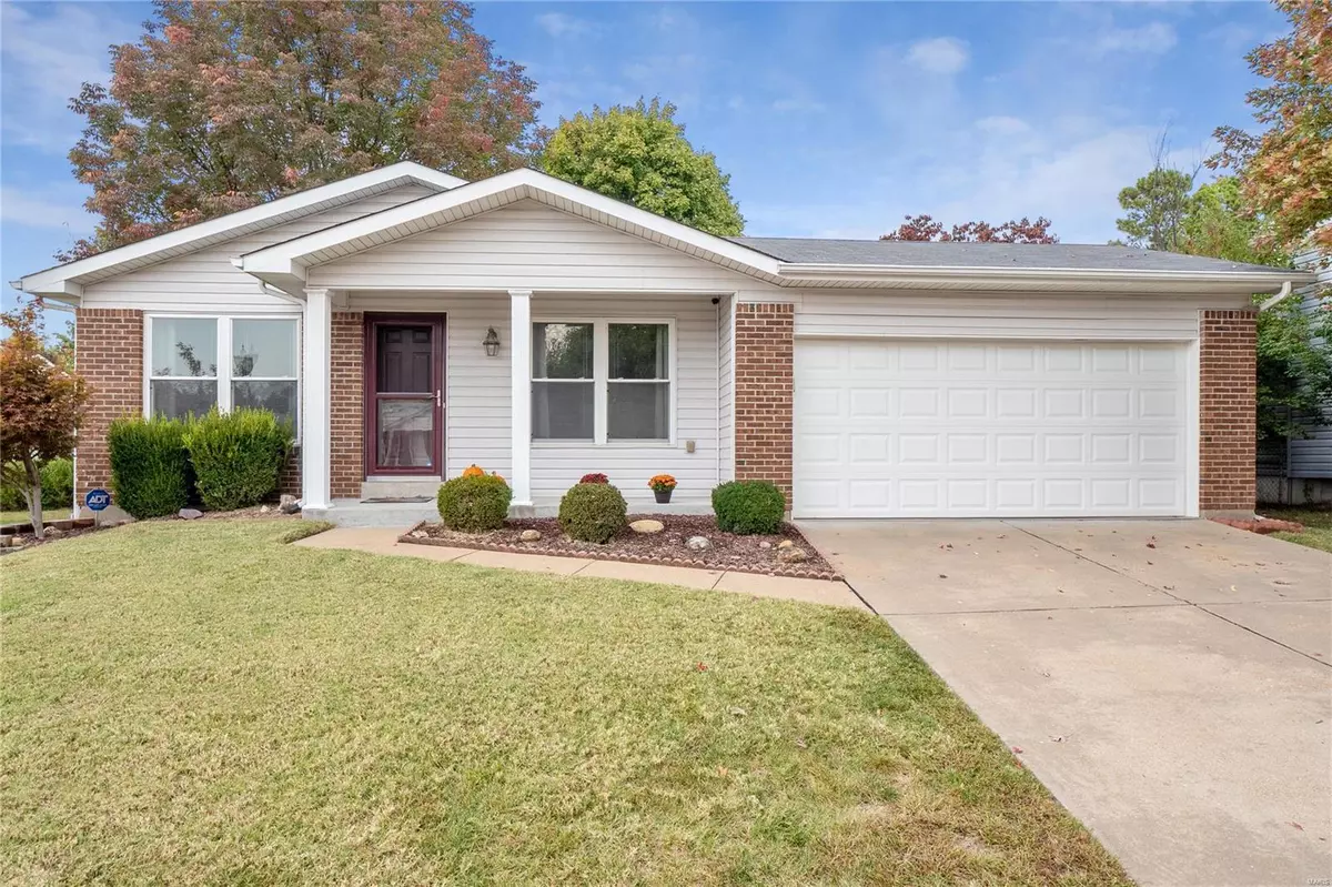 Maryland Heights, MO 63043,12105 Diane Marie DR