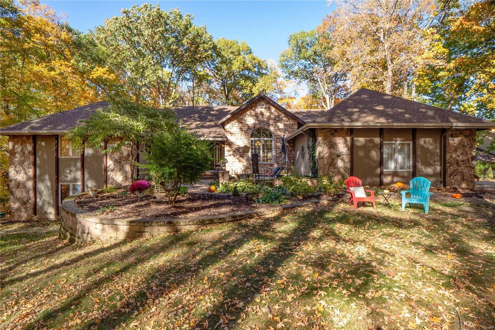 19 Oak Bluff DR, Lake St Louis, MO 63367