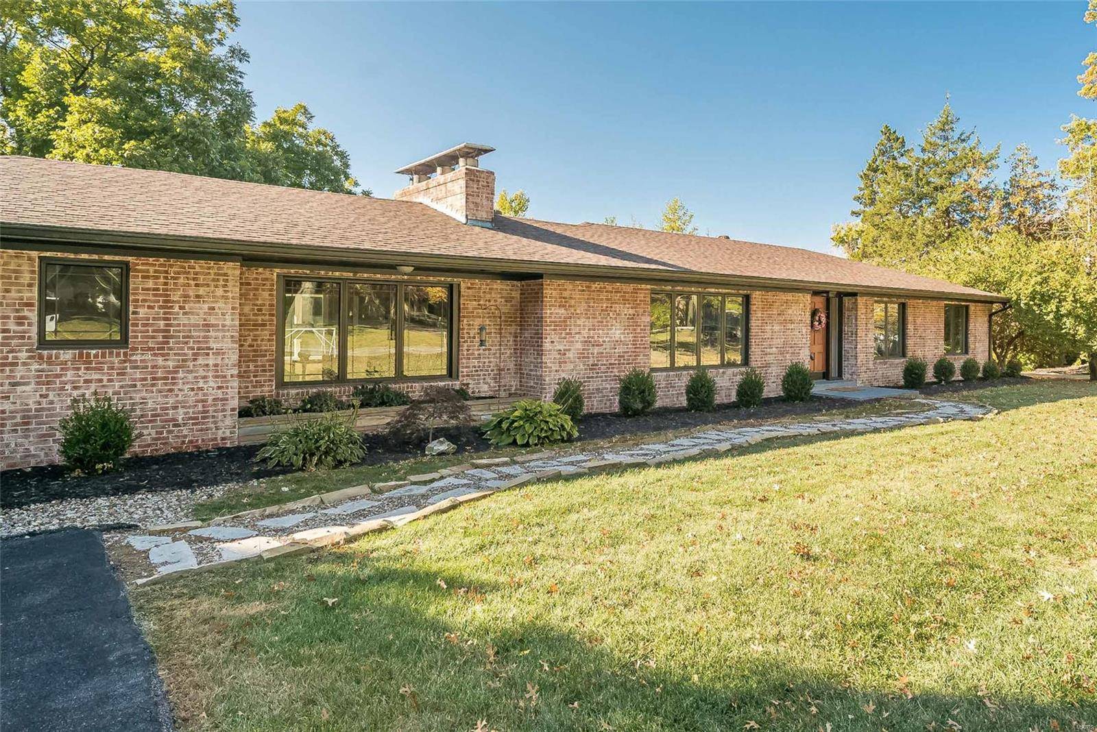 15 Outer Ladue DR, St Louis, MO 63131