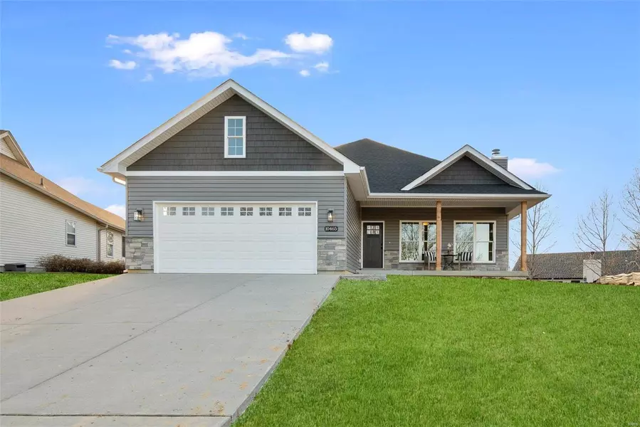 10465 Village Ln., Foristell, MO 63348