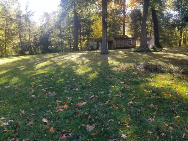 East Alton, IL 62024,235 Hi Pointe PL