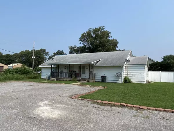 704 N Miller ST, Bernie, MO 63822