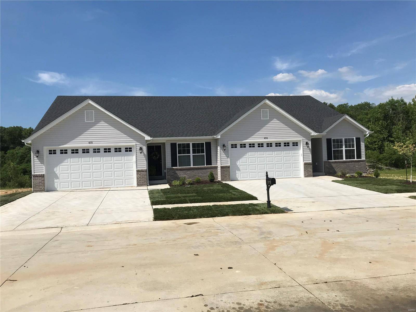 403 Harry Truman CT, Festus, MO 63028