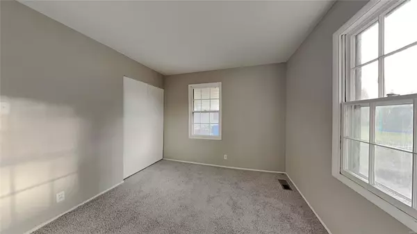 Maryland Heights, MO 63043,12137 Sunnycrest PL