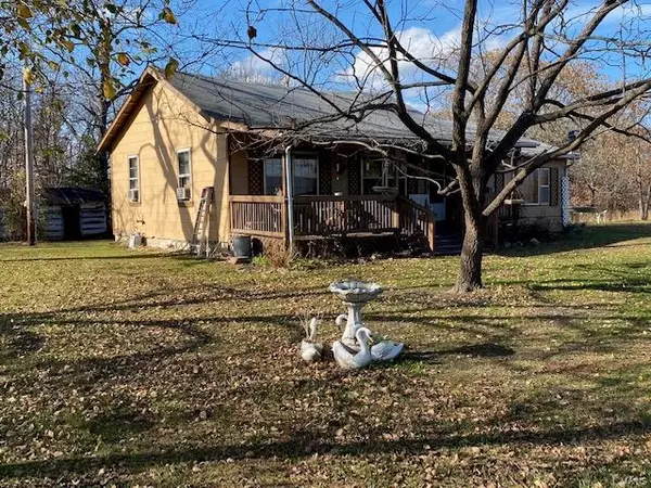 Bucyrus, MO 65444,9645 Highway 17