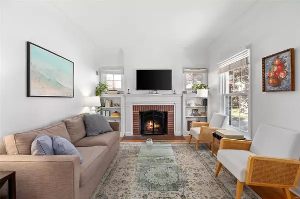 Brentwood, MO 63144,2321 Hilton AVE