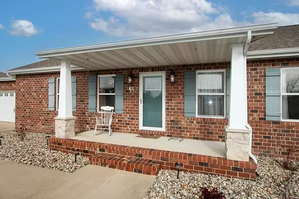 Aviston, IL 62216,821 W 3rd ST