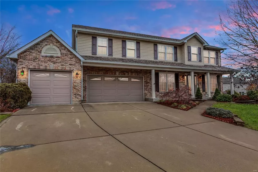 24 Hampton Winds LN, O'fallon, MO 63368
