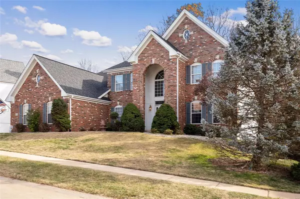 Ballwin, MO 63021,822 Castle Pines DR