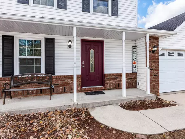 Maryville, IL 62062,1021 Meadow Lake DR