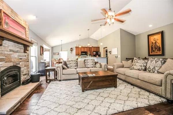 Pacific, MO 63069,1833 Westlake CT