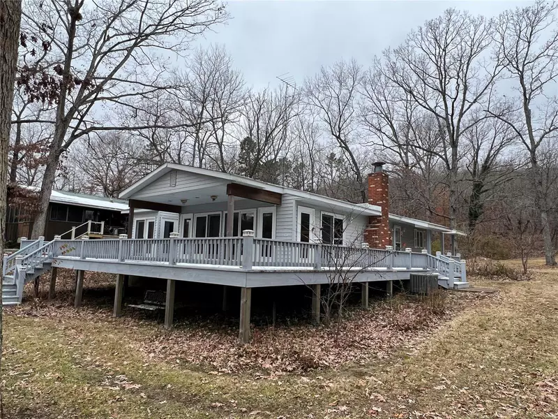 100 Lake Shore DR, Ironton, MO 63650