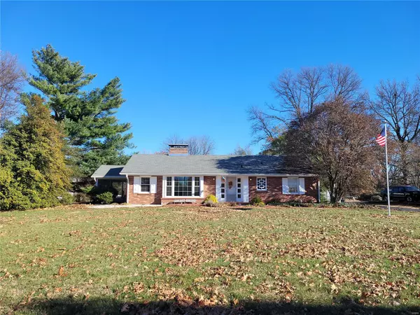 Unincorporated, MO 63138,13042 Spanish Pond RD