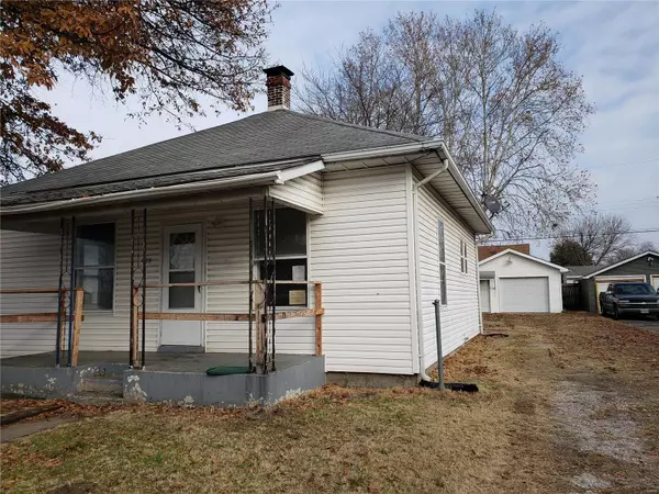 East Alton, IL 62024,428 Monroe ST