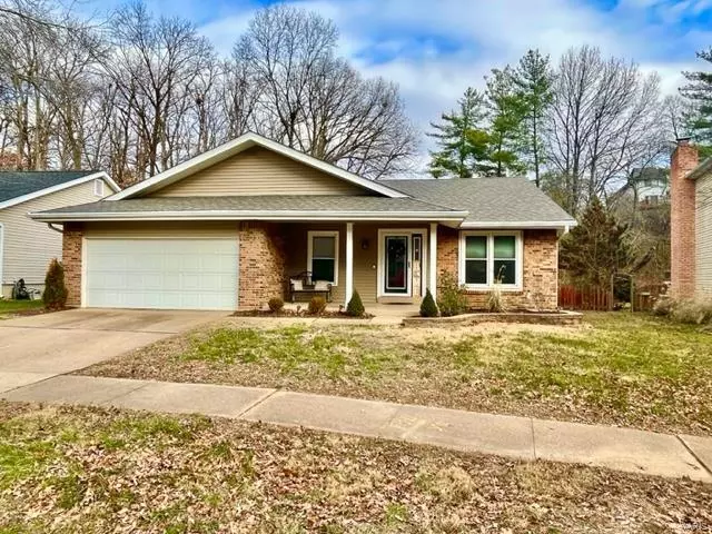 1246 Weatherton PL, Ballwin, MO 63021