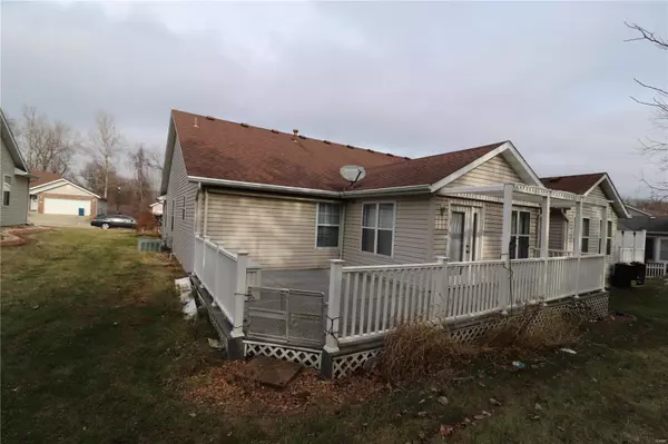 Collinsville, IL 62234,132 Rolling Oaks DR