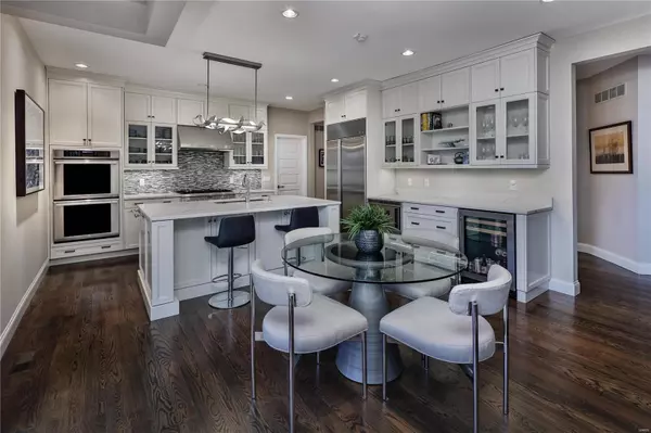 Clayton, MO 63105,214 N Central AVE #A