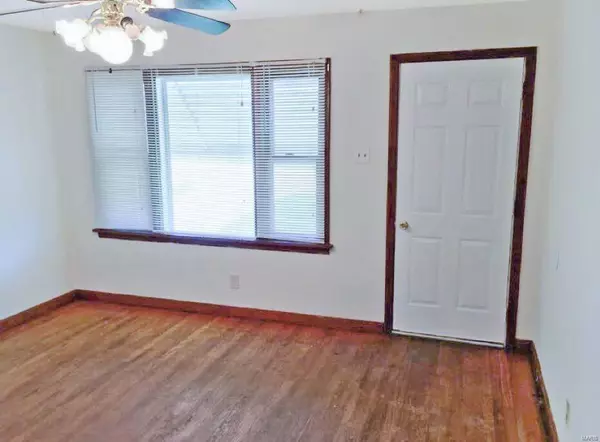 St Louis, MO 63135,509 Ballman AVE