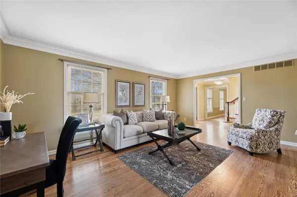 Town And Country, MO 63131,13347 Kings Glen DR